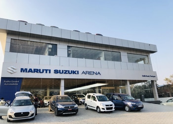 Radhagovind-Automobiles-Shopping-Car-dealer-Meerut-Uttar-Pradesh