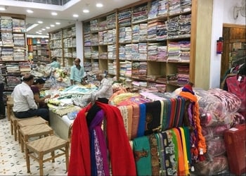 Vidyarthi-Khadi-Bhandar-Shopping-Clothing-stores-Meerut-Uttar-Pradesh-1