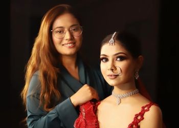 Blush-by-Gloss-Entertainment-Beauty-parlour-Mirzapur-Uttar-Pradesh-2