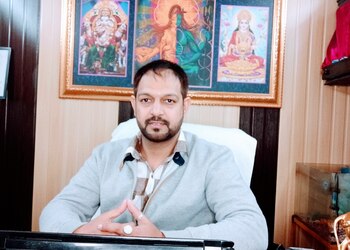 Astro-Sandeep-Professional-Services-Astrologers-Mohali-Chandigarh-Punjab