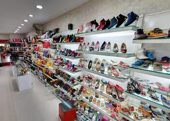 Leather-Point-Shopping-Shoe-Store-Mohali-Punjab-2