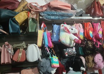 Step-In-Shopping-Shoe-Store-Mohali-Punjab-2