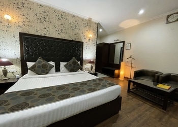Hotel-Mansarover-Paradise-Local-Businesses-3-star-hotels-Moradabad-Uttar-Pradesh-1