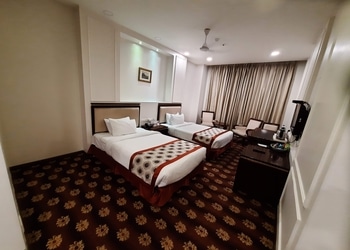 MB-Greens-Clarks-Inn-Local-Businesses-3-star-hotels-Moradabad-Uttar-Pradesh-1