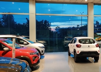 Renault-Shopping-Car-dealer-Moradabad-Uttar-Pradesh-1