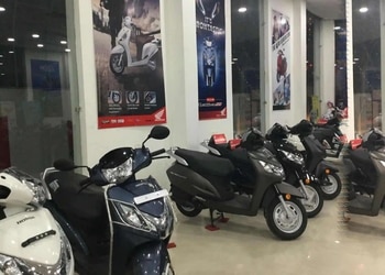 Shatakshi-Honda-Shopping-Motorcycle-dealers-Moradabad-Uttar-Pradesh-1