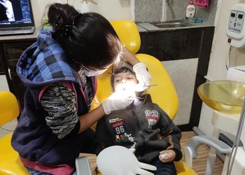 Dental-Detox-Health-Dental-clinics-Orthodontist-Motihari-Bihar-2