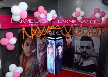 Lakme-Salon-Entertainment-Beauty-parlour-Muzaffarpur-Bihar