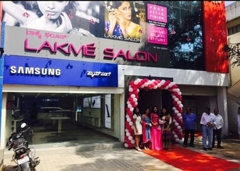 Lakme-Salon-Entertainment-Beauty-parlour-Mysore-Karnataka