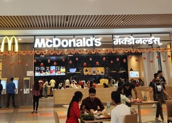 McDonald-s-Food-Fast-food-restaurants-Nagpur-Maharashtra