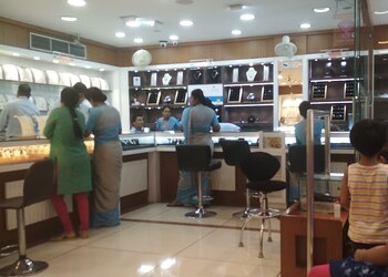 Govind-Dande-Sons-Private-Limited-Shopping-Jewellery-shops-Nashik-Maharashtra-2