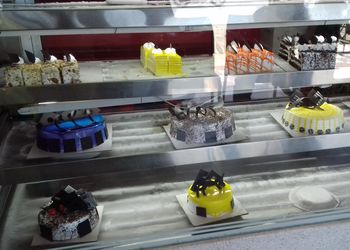 Cakes-Paradise-Food-Cake-shops-Nellore-Andhra-Pradesh-1