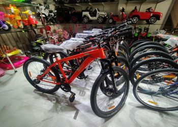 Enduri-Cycle-House-Shopping-Bicycle-store-Nizamabad-Telangana-2