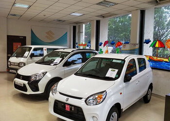 Varun-Motors-Shopping-Car-dealer-Nizamabad-Telangana-1