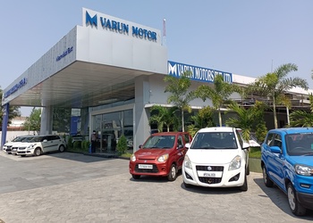 Varun-Motors-Shopping-Car-dealer-Nizamabad-Telangana