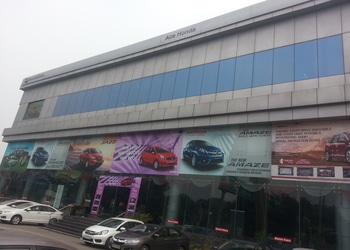 Ace-Honda-Shopping-Car-dealer-Noida-Uttar-Pradesh