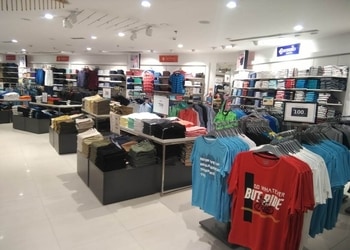 Pantaloons-Shopping-Clothing-stores-Noida-Uttar-Pradesh-1
