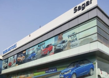 Sagar-Motors-Shopping-Car-dealer-Noida-Uttar-Pradesh