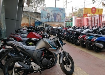 Yamaha-J-M-Motors-Pvt-Ltd-Shopping-Motorcycle-dealers-Noida-Uttar-Pradesh-1
