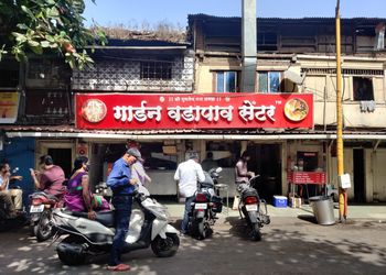 Garden-Vadapav-Center-Food-Fast-food-restaurants-Pune-Maharashtra