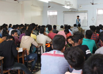Success-Forum-Education-Coaching-centre-Pune-Maharashtra-1