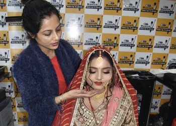 Manish-Make-up-Academy-Entertainment-Beauty-parlour-Purnia-Bihar-1