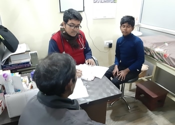 Dr-Partha-Sarathi-Pal-Doctors-Child-Specialist-Pediatrician-Purulia-West-Bengal-1