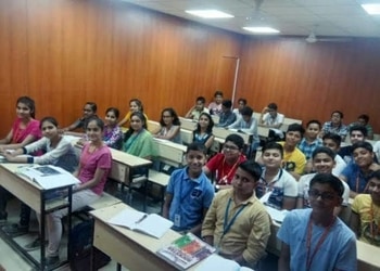 Aakash-Institute-Education-Coaching-centre-Raipur-Chhattisgarh-2