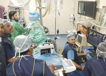 Dr-Javed-Parvez-Doctors-Cardiologists-Raipur-Chhattisgarh-2