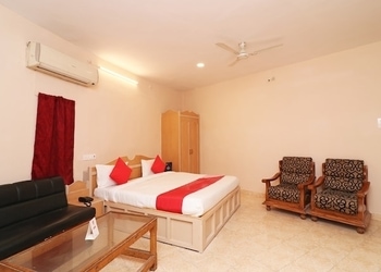 Hotel-Radhika-Local-Businesses-Budget-hotels-Raipur-Chhattisgarh