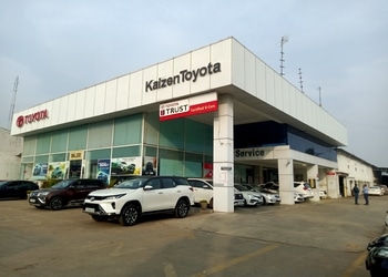 KAIZEN-TOYOTA-Shopping-Car-dealer-Raipur-Chhattisgarh