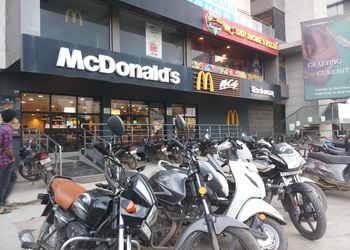 McDonald-s-Food-Fast-food-restaurants-Rajkot-Gujarat