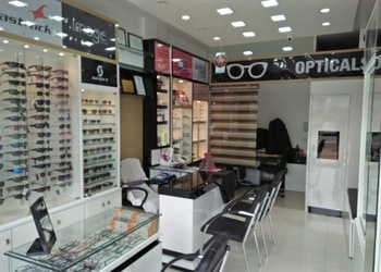 Chasma-Centre-Shopping-Opticals-Ramgarh-Jharkhand-1