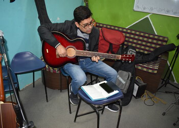 Strings-A-Musical-institute-Education-Music-schools-Ranchi-Jharkhand-1