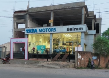 Balram-Motors-Shopping-Car-dealer-Rourkela-Odisha