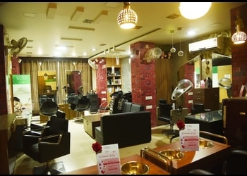 Rashmi-Hair-And-Beauty-Studio-Entertainment-Beauty-parlour-Rourkela-Odisha-1