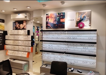 Titan-Eyeplus-Shopping-Opticals-Rourkela-Odisha-2