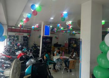 Ashoka-Yamaha-Motors-Shopping-Motorcycle-dealers-Secunderabad-Telangana-1