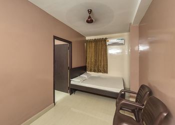 Hotel-Dwaraka-Inn-Local-Businesses-Budget-hotels-Secunderabad-Telangana-1