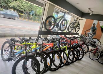 Track-and-Trail-Cycling-Solutions-Shopping-Bicycle-store-Secunderabad-Telangana-1