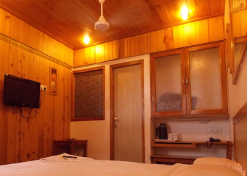 Hotel-Ashutosh-Inn-Local-Businesses-Budget-hotels-Shillong-Meghalaya-1