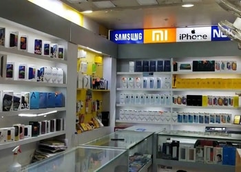New-SBT-Communication-Shopping-Mobile-stores-Sodepur-Kolkata-West-Bengal-2