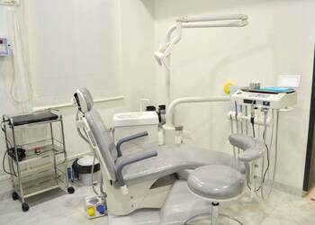 Deshpande-Dental-Care-Health-Dental-clinics-Solapur-Maharashtra-2