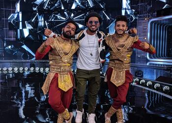 Rich-Dance-India-Education-Dance-schools-Solapur-Maharashtra-2