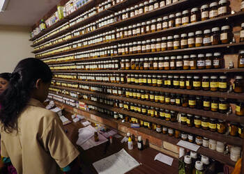 ShreeRam-Homeopathic-Clinic-and-Research-Center-Health-Homeopathic-clinics-Solapur-Maharashtra-2