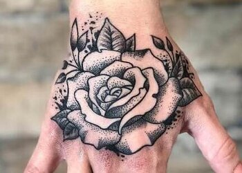 tattoo vicky • Tattoo Studio • Tattoodo
