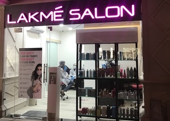 Lakme Salon Entertainment Beauty Parlour Srinagar Jammu And Kashmir 