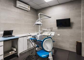 Aesthetix-Dental-Care-Health-Dental-clinics-Orthodontist-Surat-Gujarat-2