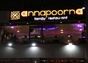 Annapoorna-Restaurant-Food-Family-restaurants-Surat-Gujarat