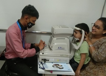 Eye-Q-Super-Speciality-Eye-Hospitals-Health-Eye-hospitals-Surat-Gujarat-1